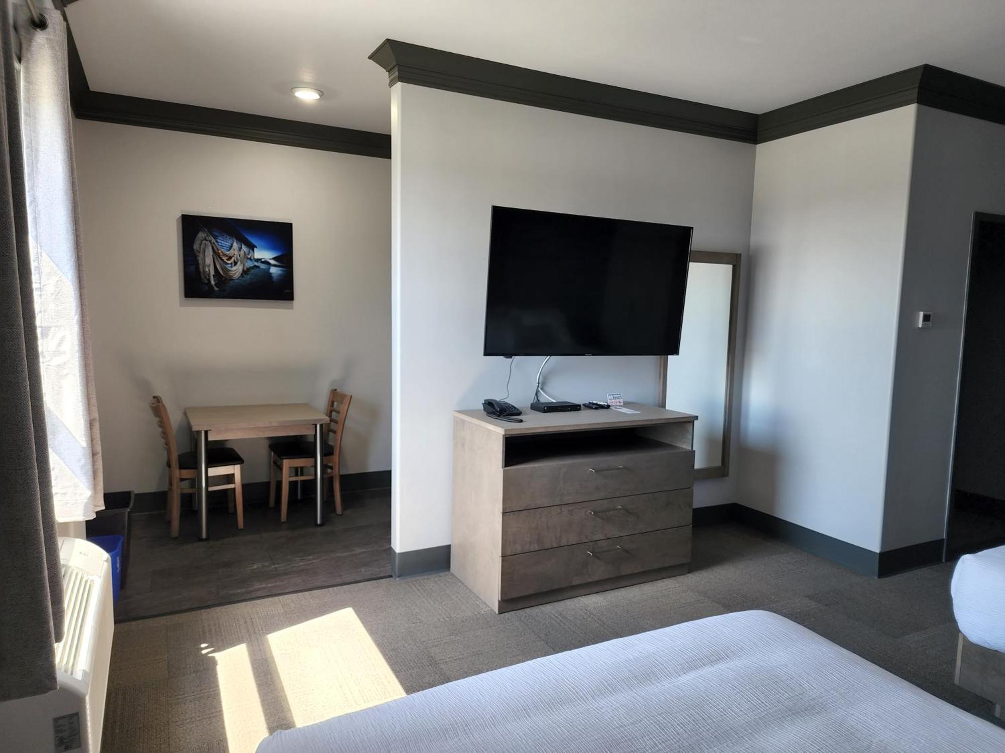 Razoolies Inn Stephenville Room photo